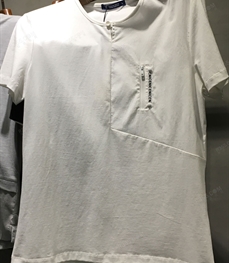 市场上装-T恤-（实拍）时尚男装t恤