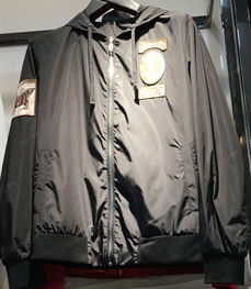 市场上装-夹克-（实拍）时尚男装夹克