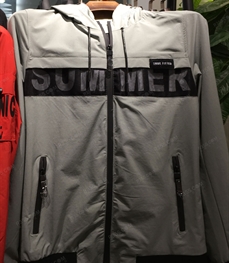 市场上装-夹克-（实拍）时尚男装夹克