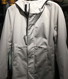 市场上装-中长外套-（实拍）时尚男装中长外套