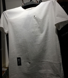 市场上装-T恤-（实拍）时尚男装t恤