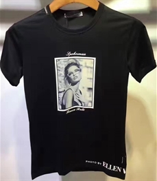 市场上装-T恤-时尚男装t恤