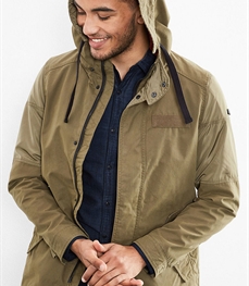 市场上装-大衣-时尚中长