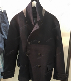 市场上装-大衣-时尚中长