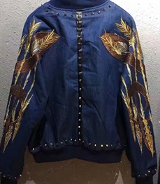 市场上装-夹克-时尚男装夹克