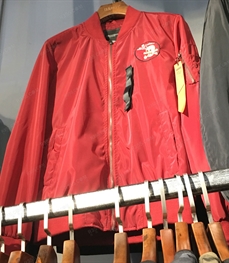 市场上装-夹克-（实拍）时尚男装夹克