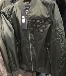 市场上装-夹克-（实拍）时尚男装夹克