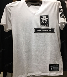 市场上装-T恤-（实拍）时尚男装t恤