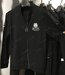 市场上装-夹克-（实拍）时尚男装夹克