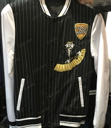 市场上装-夹克-（实拍）时尚男装夹克