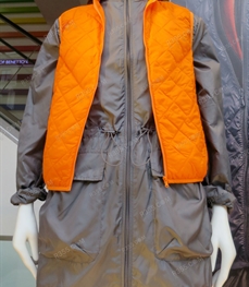 市场上装-大衣-时尚风衣