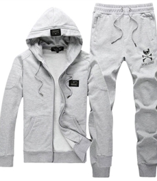 市场上装-套装-休闲男装套装