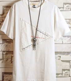 市场上装-T恤-时尚男装t恤