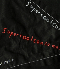 市场上装-T恤-时尚男装t恤