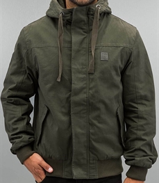 市场上装-夹克-时尚男装夹克