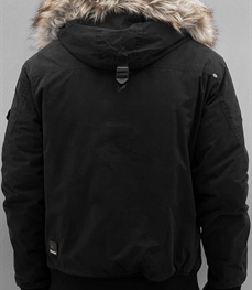 市场上装-夹克-时尚男装夹克