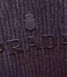 市场上装-卫衣-时尚男装卫衣