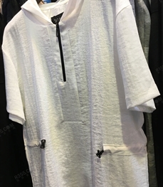 市场上装-T恤-（实拍）时尚男装t恤