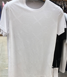 市场上装-T恤-（实拍）时尚男装t恤