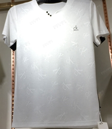 市场上装-T恤-（实拍）时尚男装t恤