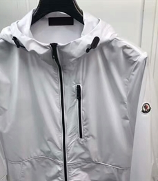 市场上装-夹克-时尚夹克