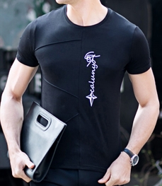 市场上装-T恤-时尚T恤