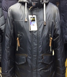 市场上装-大衣-休闲中长