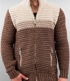 市场上装-毛衫-时尚男装毛衫