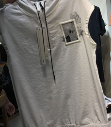 市场上装-T恤-（实拍）休闲男装t恤