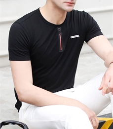 市场上装-T恤-时尚T恤