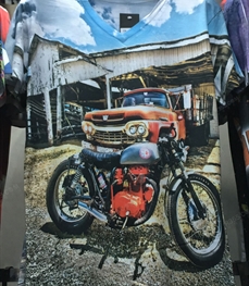 市场上装-T恤-（实拍）时尚男装t恤