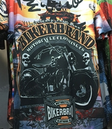 市场上装-T恤-（实拍）时尚男装t恤