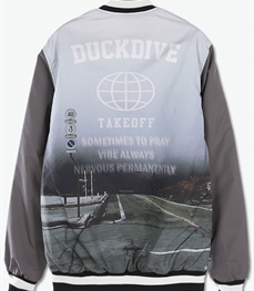 市场上装-夹克-休闲男装夹克