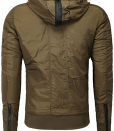 市场上装-夹克-时尚男装夹克