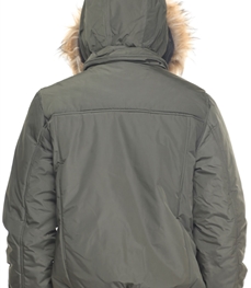 市场上装-夹克-时尚男装夹克