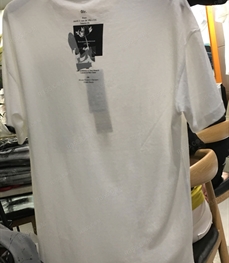 市场上装-T恤-（实拍）时尚男装t恤