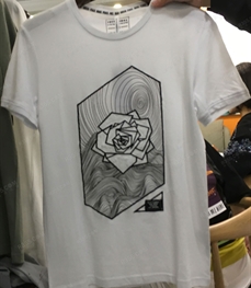 市场上装-T恤-（实拍）时尚男装t恤