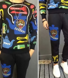 市场上装-套装-休闲男装套装