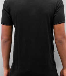 市场上装-T恤-时尚男装t恤