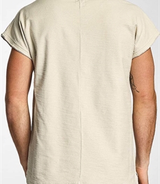 市场上装-T恤-时尚男装t恤