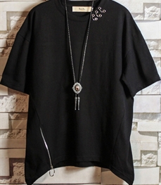 市场上装-T恤-时尚男装t恤