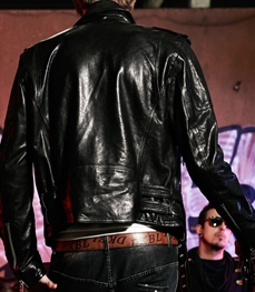 市场上装-皮衣-休闲男装皮衣