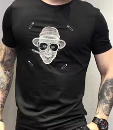 市场上装-T恤-时尚男装t恤