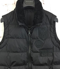 市场上装-马夹-时尚男装马甲