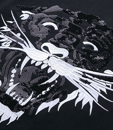 市场上装-套装-休闲男装套装