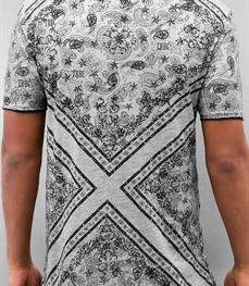 市场上装-T恤-时尚男装t恤