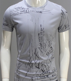 市场上装-T恤-时尚男装t恤