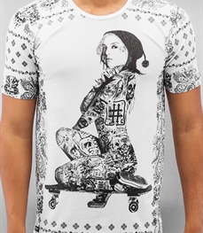 市场上装-T恤-时尚男装t恤