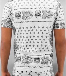 市场上装-T恤-时尚男装t恤