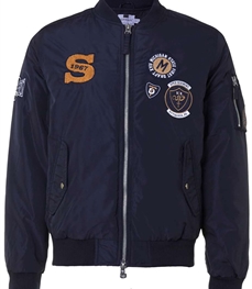 市场上装-夹克-时尚男装夹克